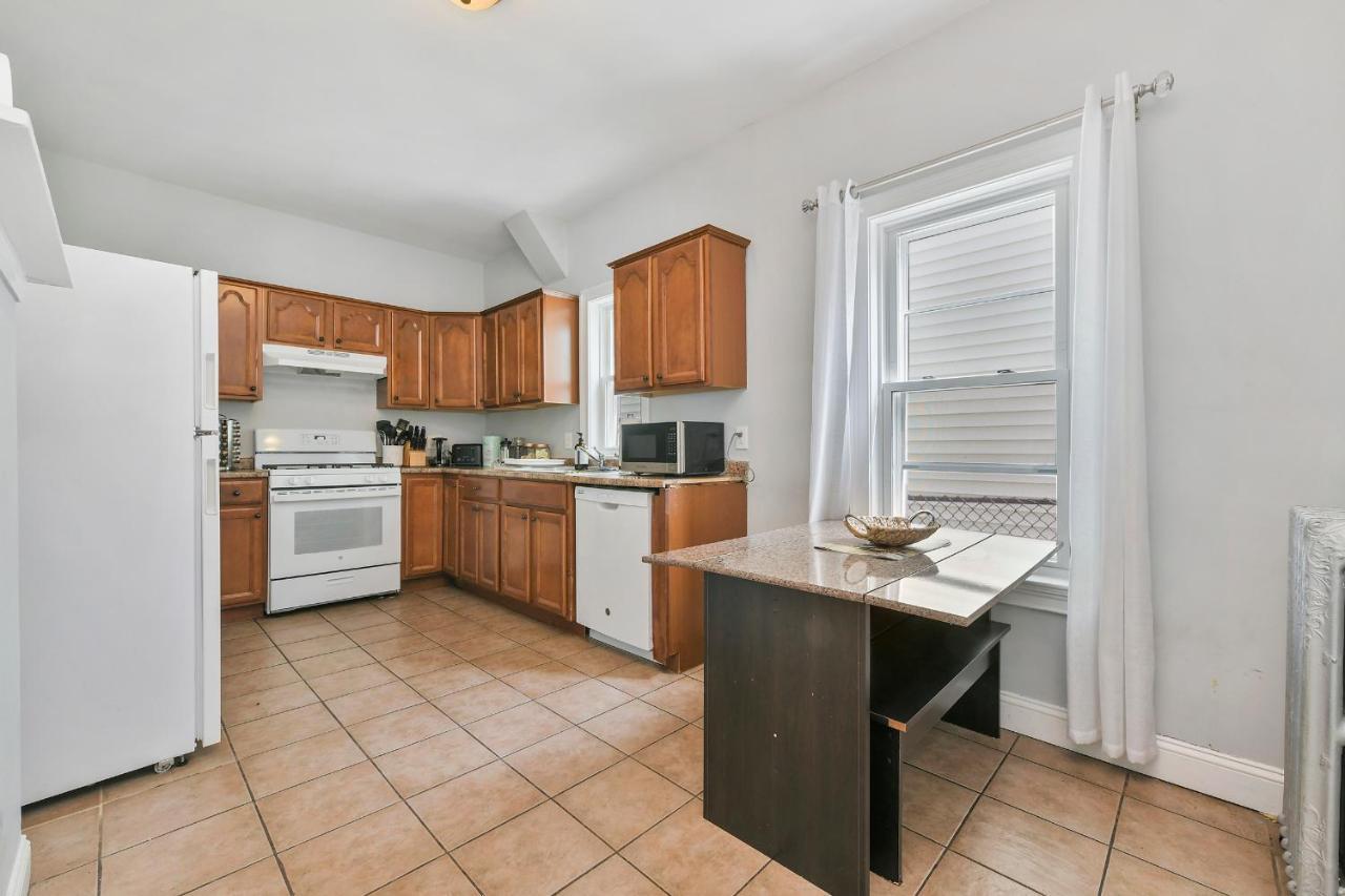 The Maverick - Luxurious Apartment - Free Parking - 2 Miles From Boston Logan Airport Chelsea Exterior foto